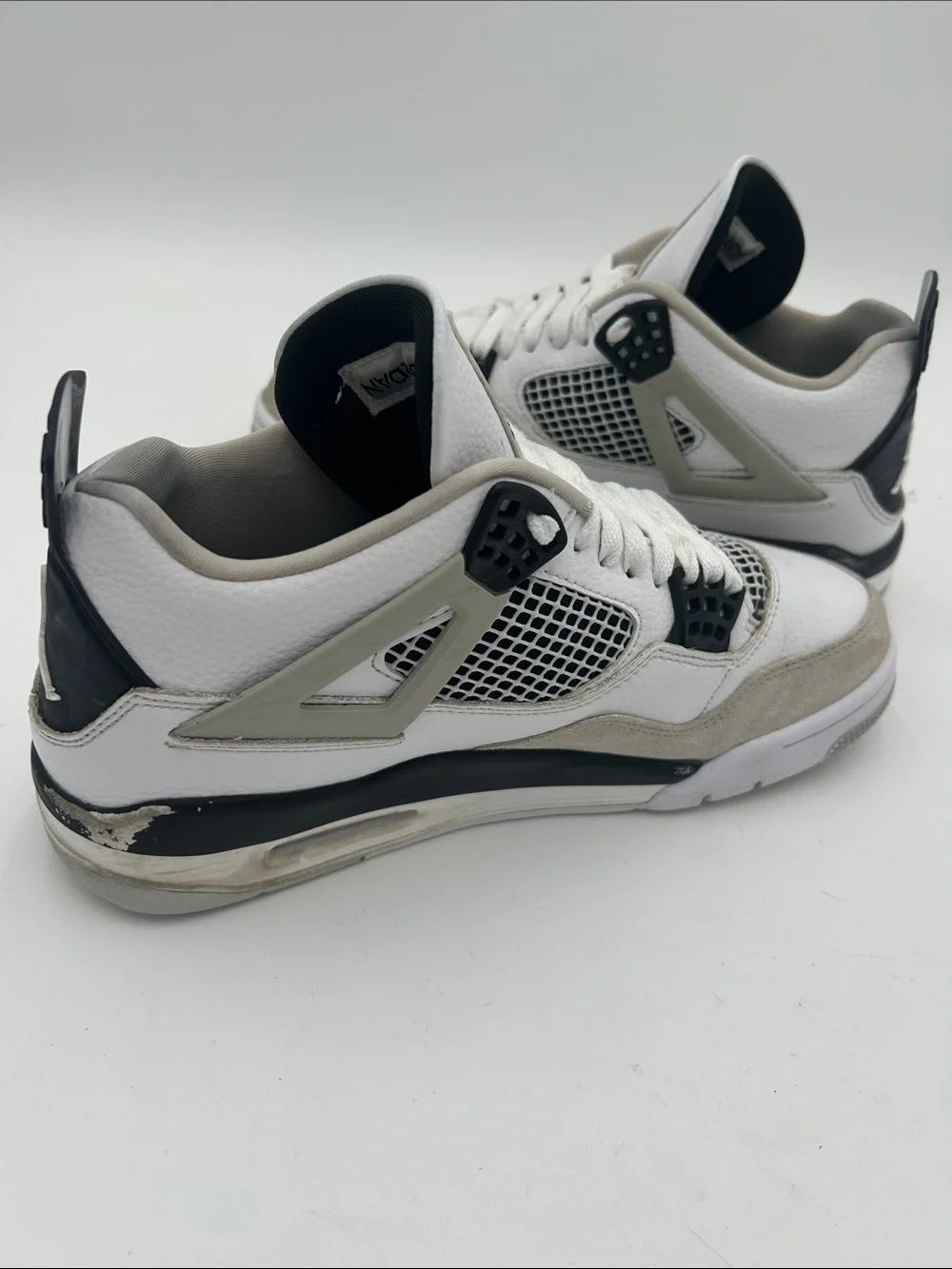 Nike Air Jordan 4 Retro 